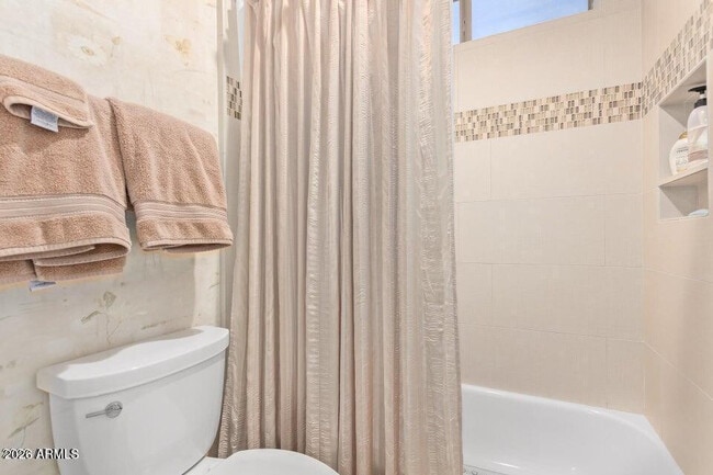 Building Photo - 9154 E Mohawk Ln