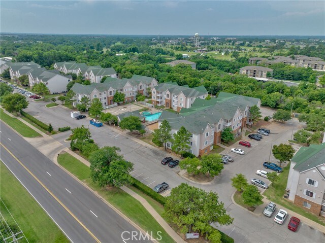 Building Photo - 2200 Classen Blvd