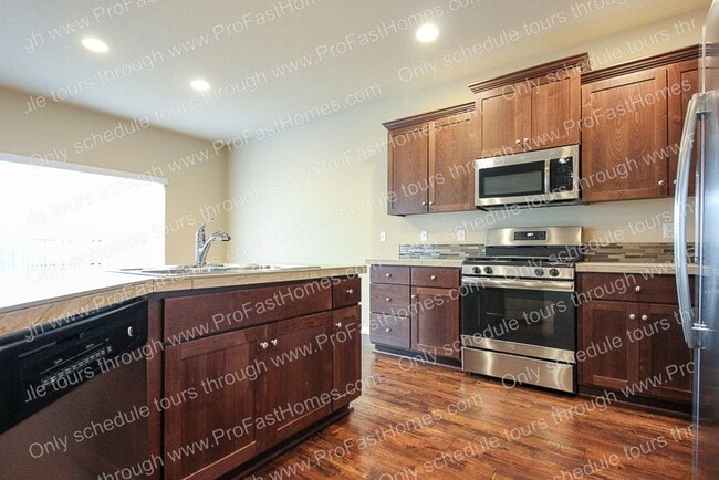 Building Photo - 16904 NW Viola St