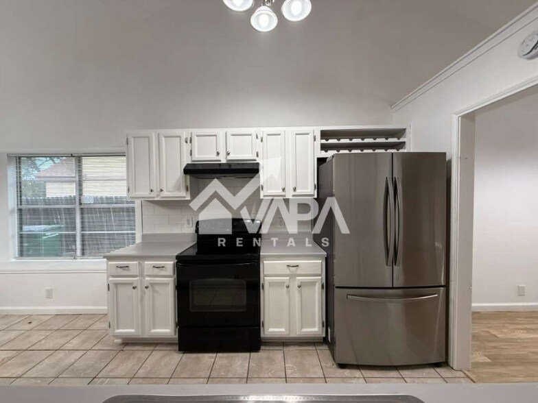 Building Photo - 14614 Highland