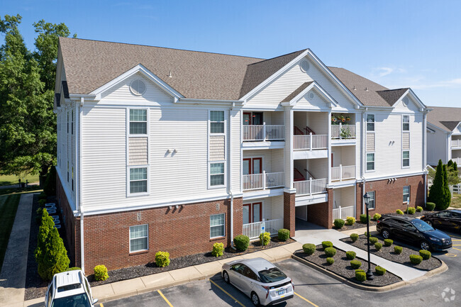 Building Photo - Golf Brook Apartments