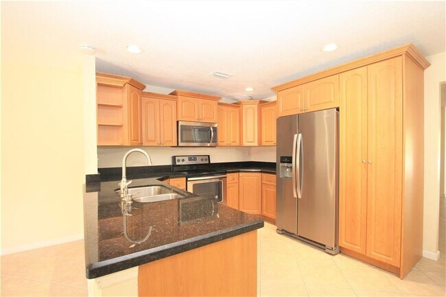 Building Photo - 4261 NW 110th Ave