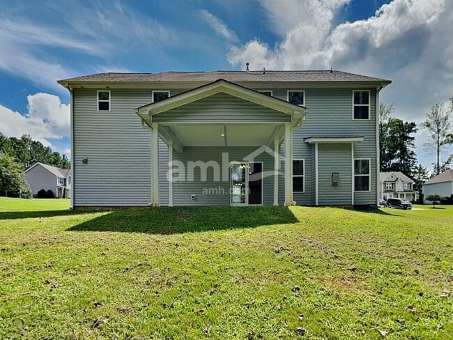 Building Photo - 409 Forest Glen Dr