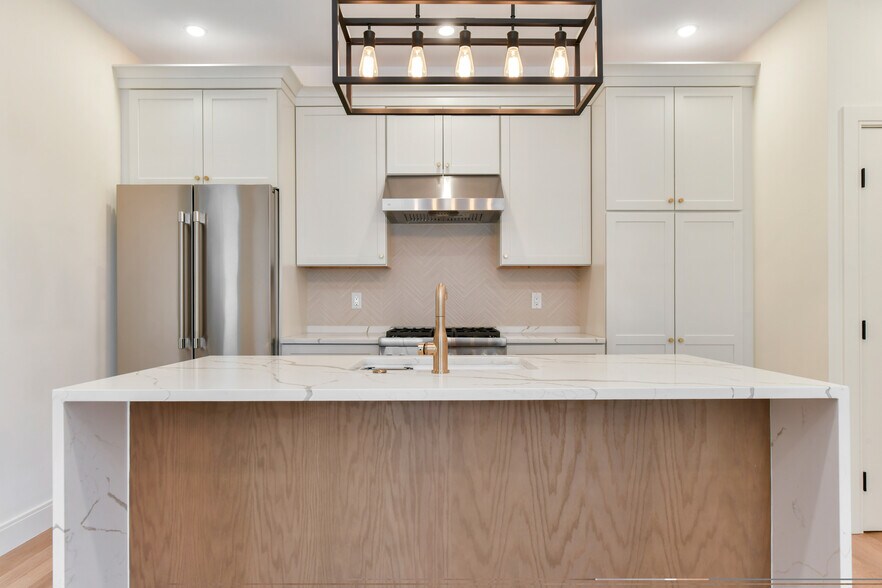 Building Photo - 36 McKone St