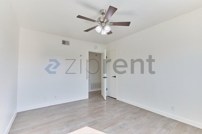 Building Photo - 1410 Central Ave