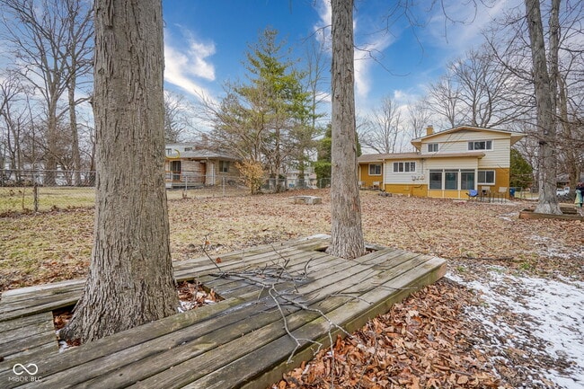 Building Photo - 1005 Chevy Chase Ln