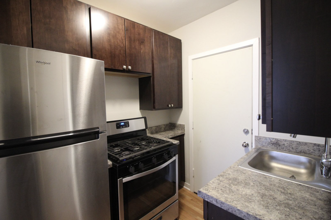 Updated Kitchen with Stainless Steel Appliances - 4950 W Berteau Ave