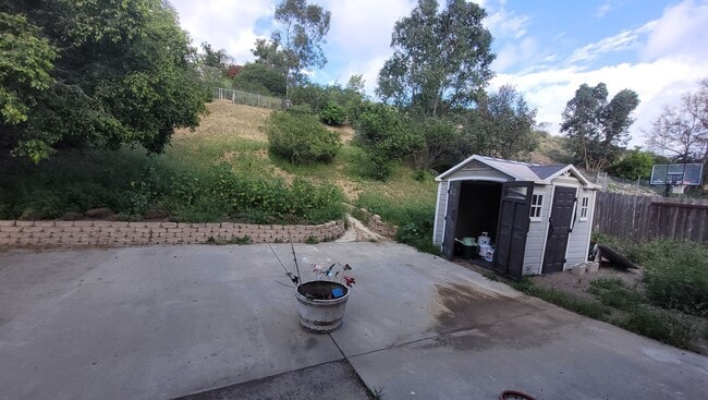 Building Photo - Penasquitos Bluffs East in San Diego