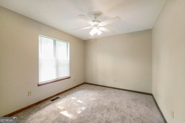 Building Photo - 4690 Balley Shannon Dr