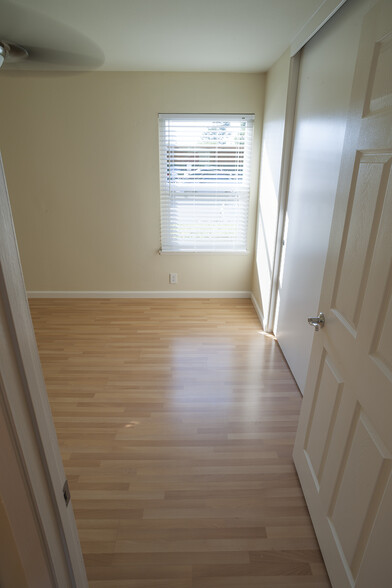Bedroom. - 426 Orange Blossom