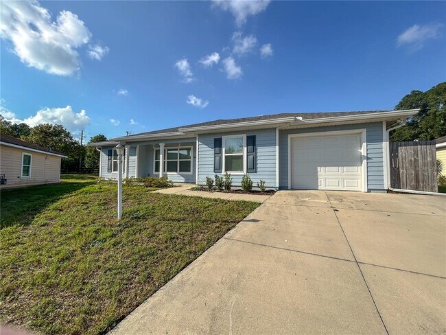 Primary Photo - 2738 SE 21st Rd