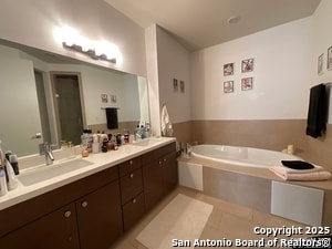 Building Photo - 17902 La Cantera Pkwy