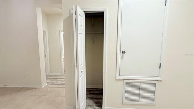 Building Photo - 3509 Rhapsody St