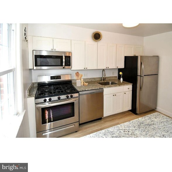 Building Photo - 1303 Belle View Blvd