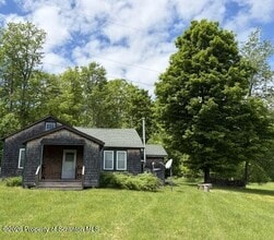 Building Photo - 2899 Tripp Lake Rd