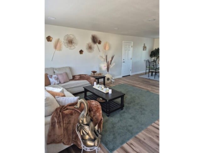 Building Photo - Single Family Home