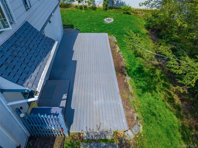 Building Photo - 166 Valley Stream Rd E