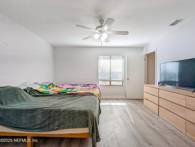 Building Photo - 2171 Derringer Cir S