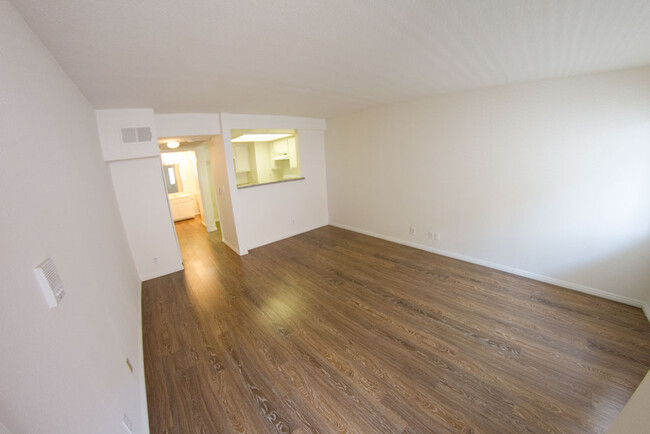 Living Room - 158 N Normandie Ave