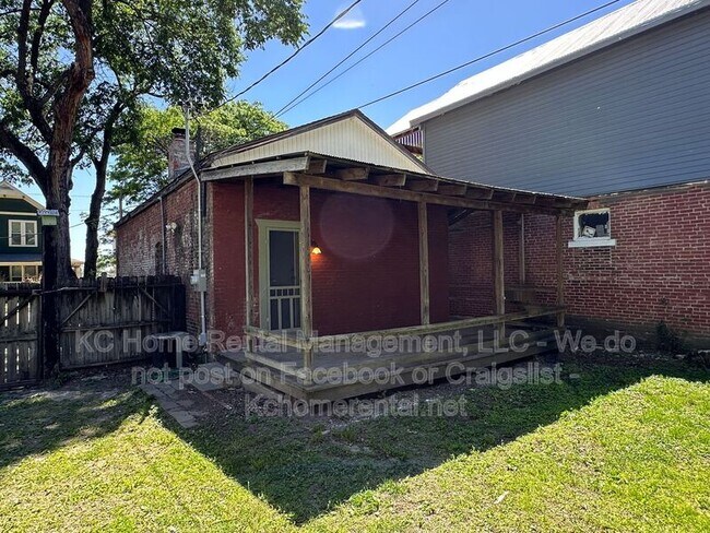 Building Photo - 1648 Jefferson St