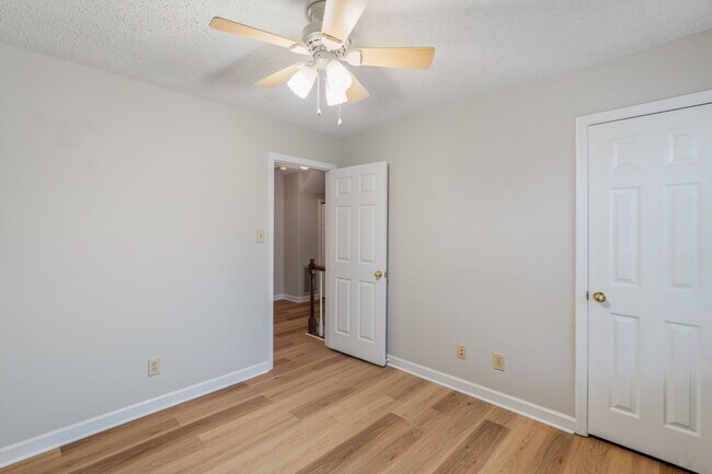 Building Photo - 8815 Brucewood Ln