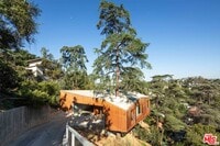 Building Photo - 1955 Park Dr