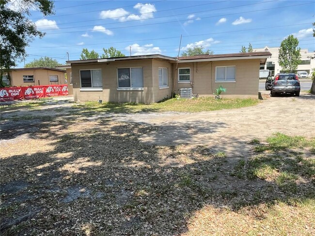 Building Photo - 4306 Silver Star Rd