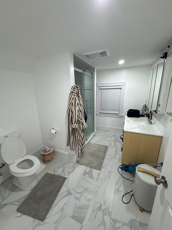 Building Photo - 175 Everett St