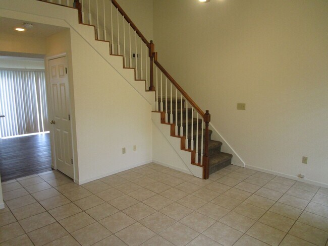 Building Photo - 4405-4407 Cheryl Ct.