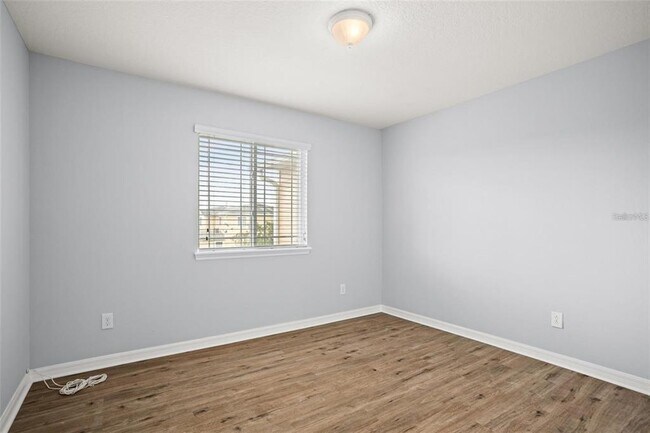 Building Photo - 2161 Cypress Villas Dr