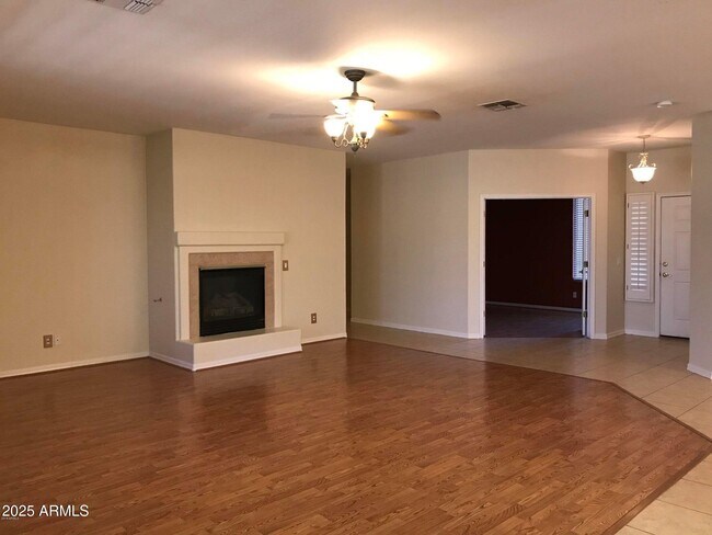 Building Photo - 16804 W Northampton Rd