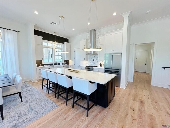 Building Photo - 4 Bedroom House in Pointe Marie- Furnished or unfurnished rental options available.