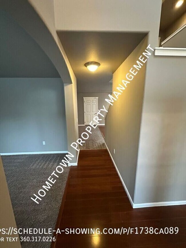 Building Photo - 7011 Prism St SE