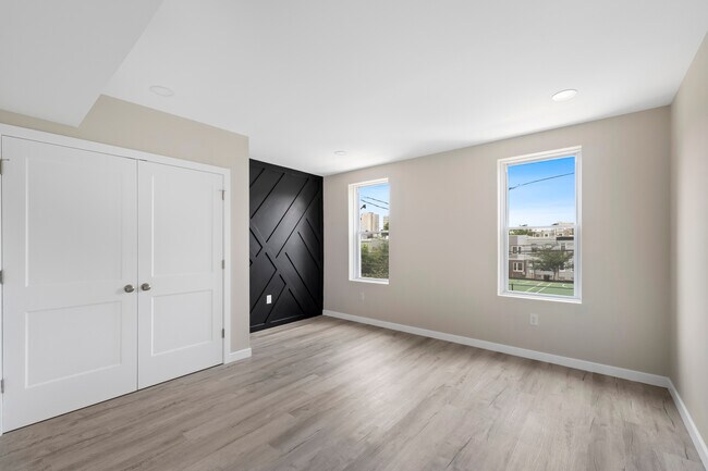 Building Photo - 2041 N 8th St