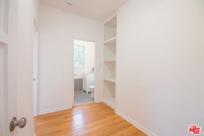 Building Photo - 1201 N Crescent Heights Blvd