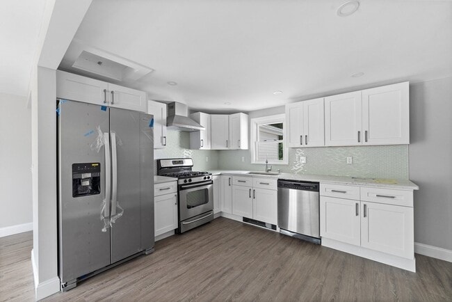 Building Photo - 45 Fottler Rd