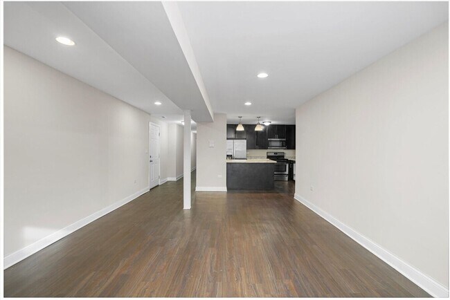 Building Photo - 4521 S Michigan Ave