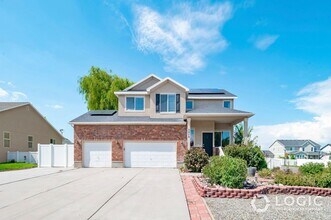 Building Photo - 5878 Arlinridge Dr
