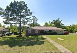 Building Photo - 143 Ingleside Dr