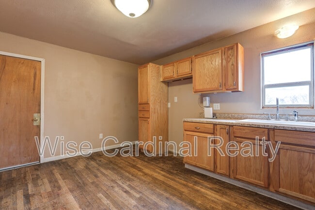 Building Photo - 1409 Tilford Ave