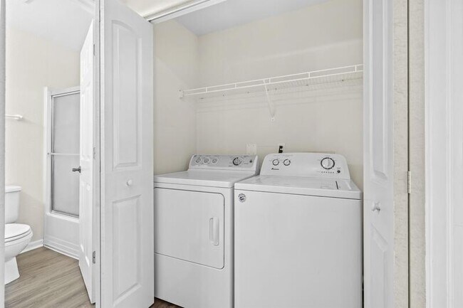 Building Photo - 1101 Linden Ln