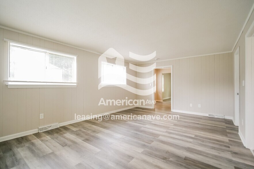 Building Photo - 1055 Orlando Ave