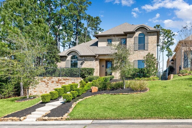 Building Photo - 32 Evangeline Blvd