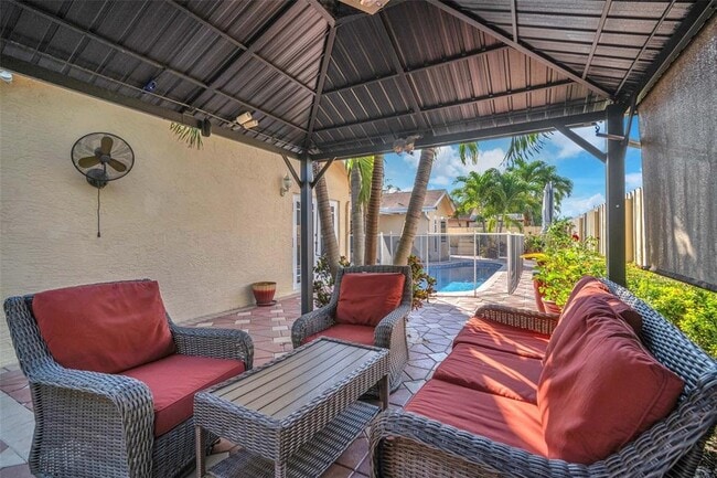 Building Photo - 4991 NW 72nd Ter