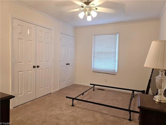 Building Photo - 1085 Brown Rd