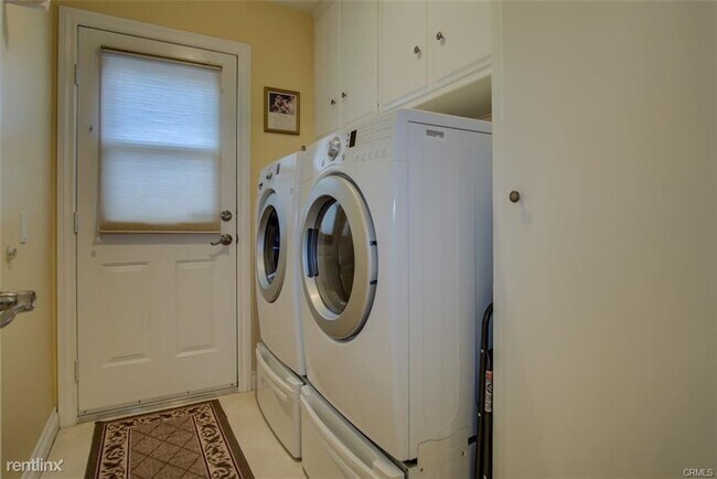 Primary Photo - 3 br, 2 bath House - 450 Teakwood Ave