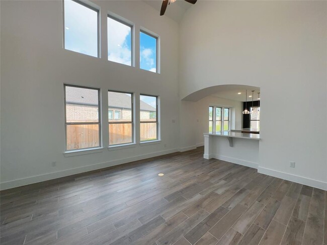 Building Photo - 14926 Mossycup Spur Wy
