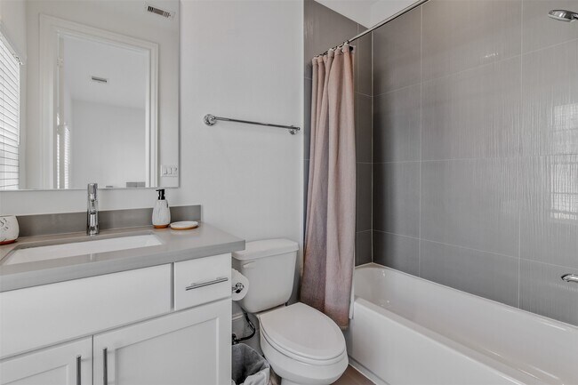 Building Photo - 10943 Grove Tree Ln