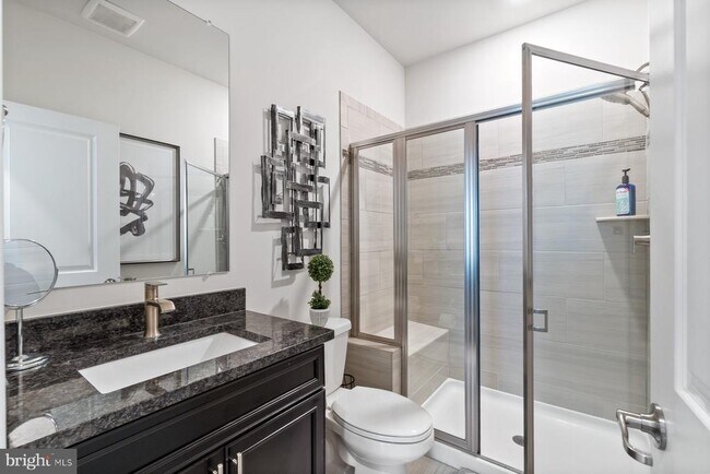 Building Photo - 4378 Shakespeare Cir