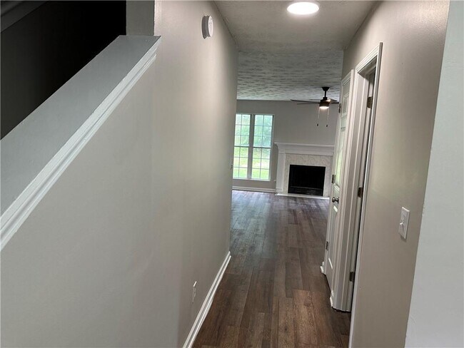 Building Photo - 3020 Arden Ridge Dr